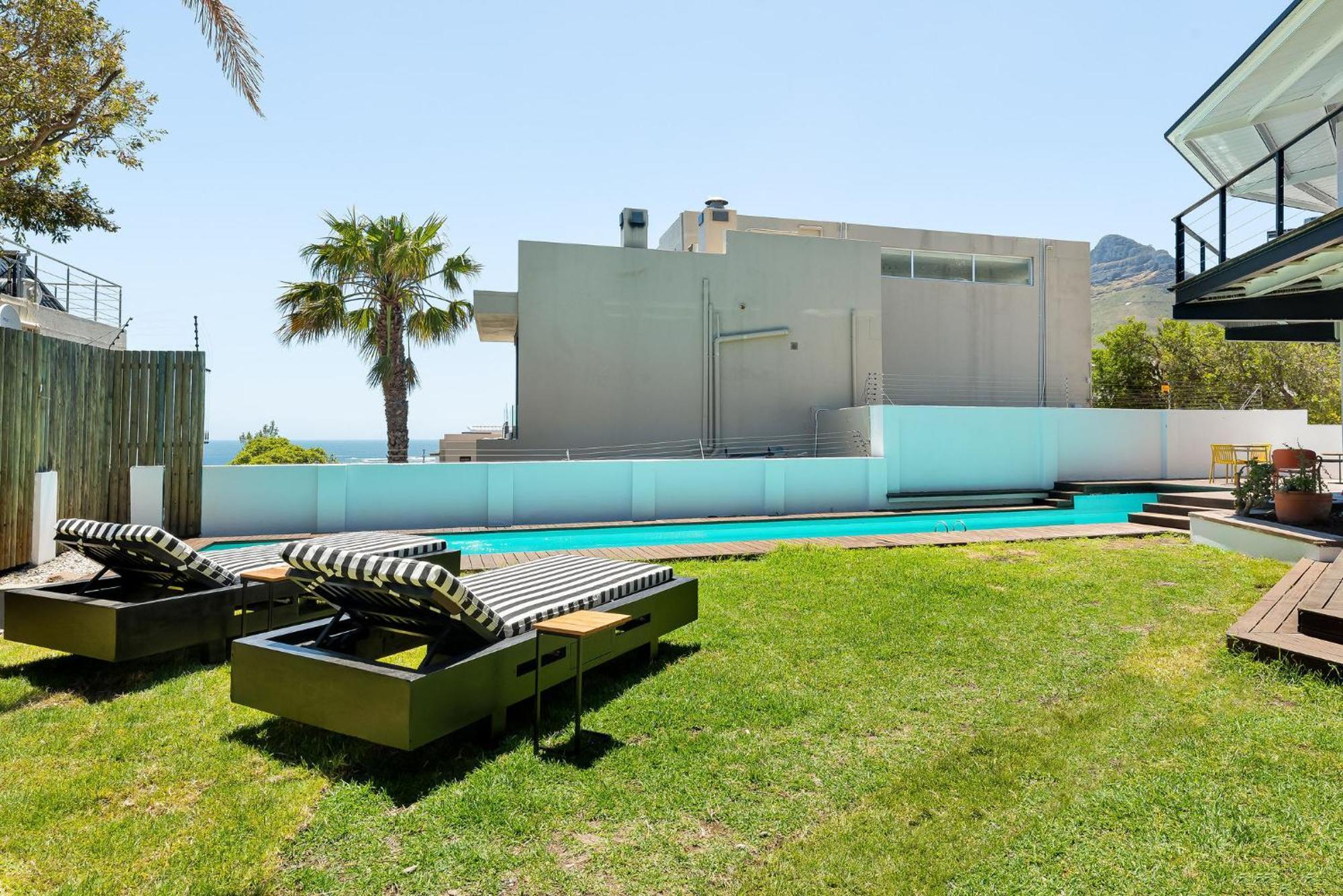 Hotel Neighbourgood 1St Crescent Camps Bay Città del Capo Esterno foto